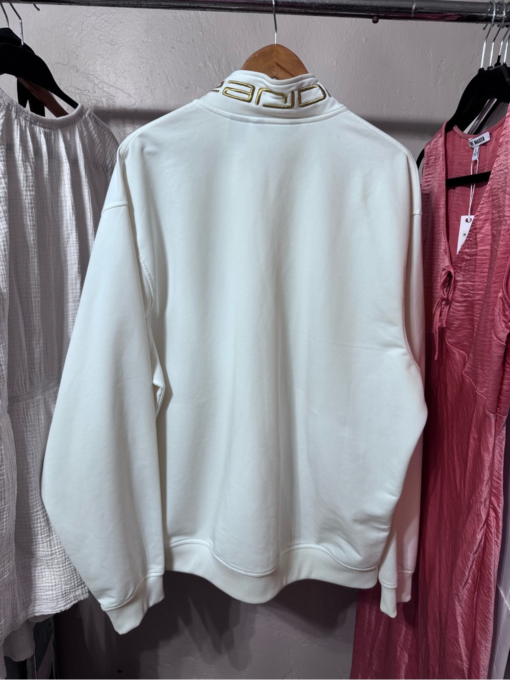 Sean John White Track Jacket with Gold Trim - Picture 6 of 9